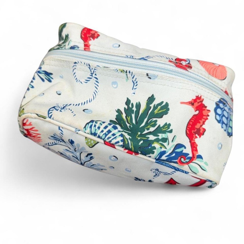 Vera Bradley makeup bag